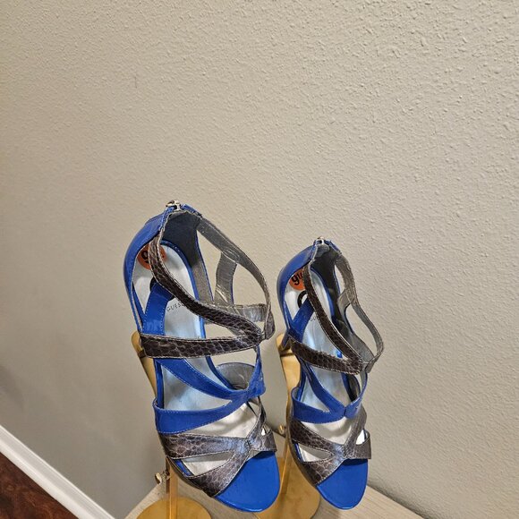 G BY GUESS WOMEN'S HEELS SIZE 9.5 - Picture 4 of 4